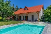Family Friendly Villa in Fonyód w Pool & Ac by NW