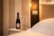 Capo Vaticano Suites