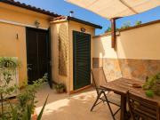 Casa Camelia Mare