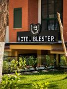 Blester Hotel Golem Durres