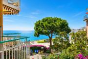 Casa Emma With Sea Glimpse - Happy Rentals