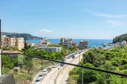 Top Himare