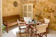 Top Cospicua