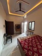 Hotel Ashish