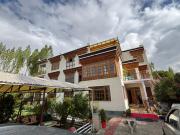 Top Leh