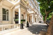 Queensgate Court Apartments