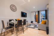 Duplex Sagrada Familia 1
