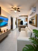 Piscina y jacuzzi rooftop, playa y murallas cerca