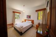Top Coral Bay