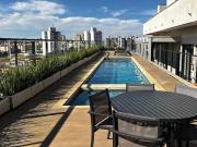 Studio com piscina e academia completa