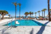 WintowinRentals Newly Renovated Private Suite Beachfront & Steps to the Marina