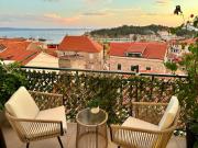 Sea and Mountain Views - Old Town Makarska