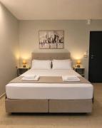Azure Suites - Sea View Apartments