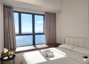 2 Bedroom Garden and Sea View