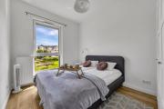 Warsaw Chopin Airport Apt- Balcony & Parking
