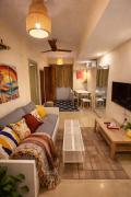 Pali Center, Bandra Calm Inside, Central Outside