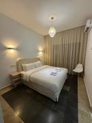 New Modern Apartment in the Heart of the City with Terrace