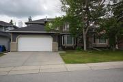 Feels like home- Spacious and cozy 2 bedroom basement suite
