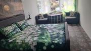 APPLE PARADISE, House of mirrors, self check-in, FREE PARKING