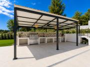 Top Sani Beach