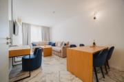Luxury 1 Bedroom Apartment