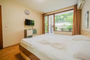 Top Golden Sands