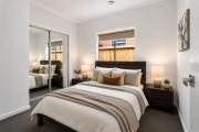 Top Caroline Springs