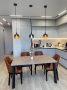 2-BD Émeraude Apartments