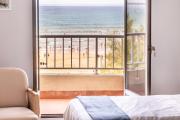GRAN APARTAMENTO EN PRIMERA LINEA DE PLAYA