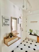 Charming Central Marbella Apartment 2 min to Beach
