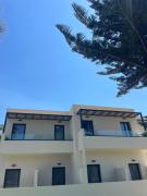 Nikos Apartments & Studios