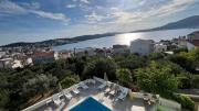 Villa Amaris - Apartments with sea view & heated swimming pool at Čiovo