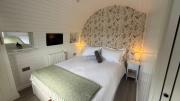 Riverbank Lodges