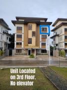Casa Devino - Spacious 76 SQM 2BR Loft Retreat in Tagaytay - Pool - Free WIFI NETFLIX PARKING PET Stay - located on 3rd Floor
