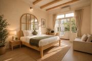 West Lake 3BR House with Private Jacuzzi & Balcony
