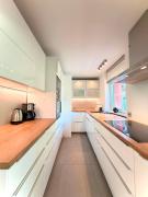Central Townhouse with Parking