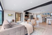 Top Bettyʼs Bay