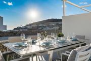 Casa moderna con vistas panorámicas al mar en Alya