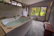 Private Chalet with Gardens and Hot Tub