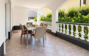 Four-Bedroom Holiday Home In Privlaka