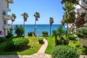 SEA VIEW & BEACH ACCESS - Center