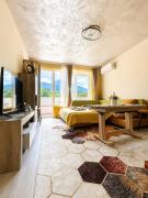 VHome by R&D
