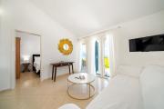 Villa Levante Apartments, quiet location and close to beach, only 300 m from sea