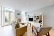 Top Raynes Park