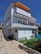 Apartments with hot tub Dramalj, Crikvenica - 25226