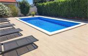 Beautiful Home In Biograd Na Moru
