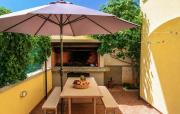 Lovely Apartment In Vir With Wifi