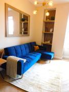 Stylish West End Apartment Newly Refurbished Sleeps 4