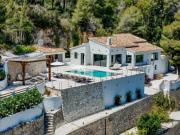 Almarina Villas