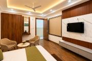 Mazestic Bay Hotel & Banquet
